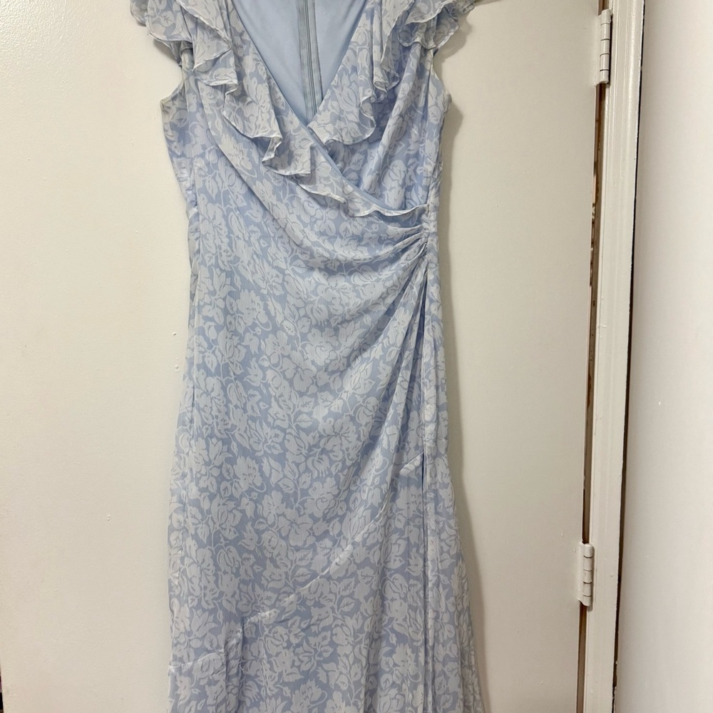 Elegant Blue Floral Dress